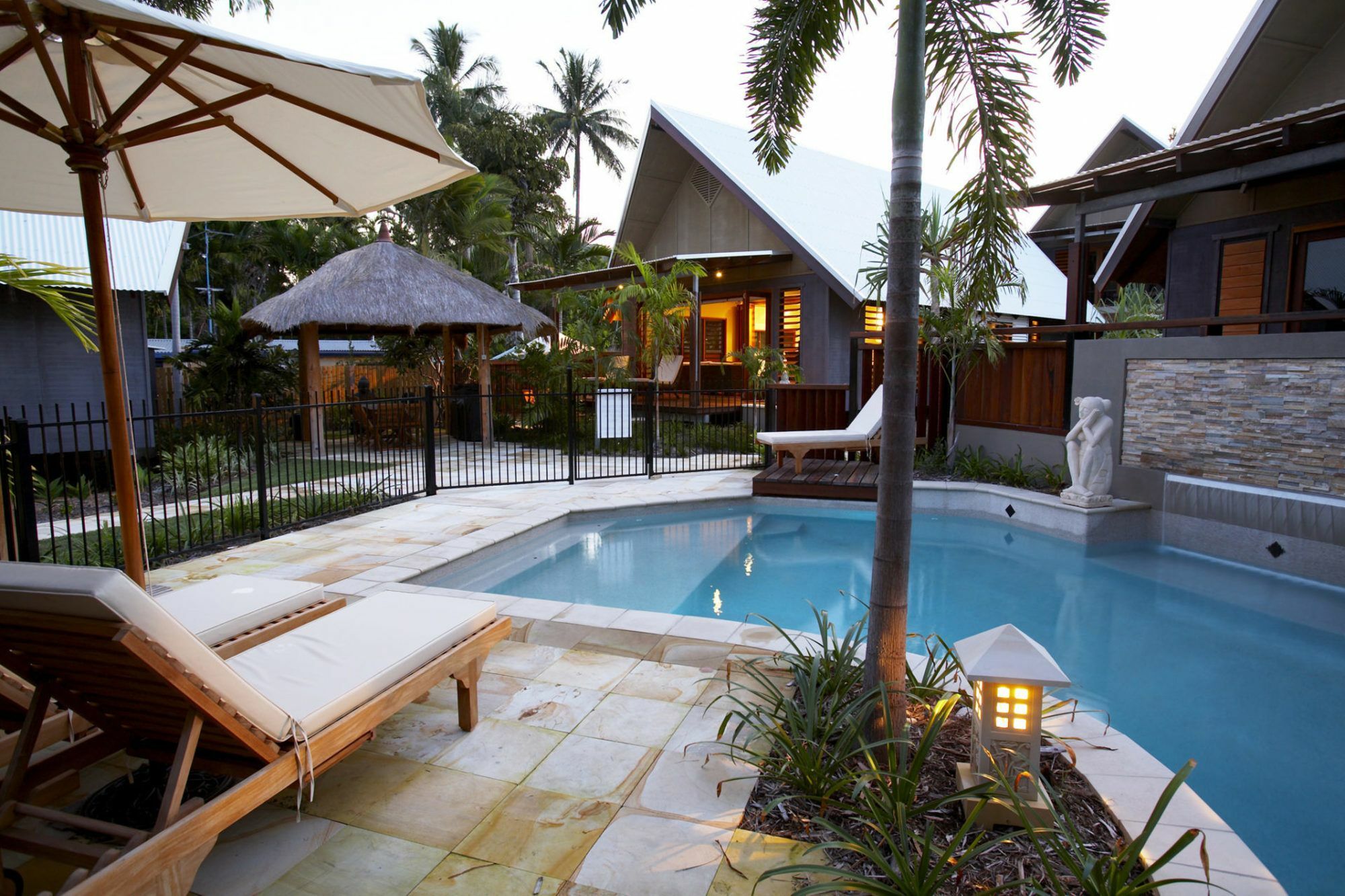 Pure Magnetic Villa 6 Nelly Bay Exterior photo